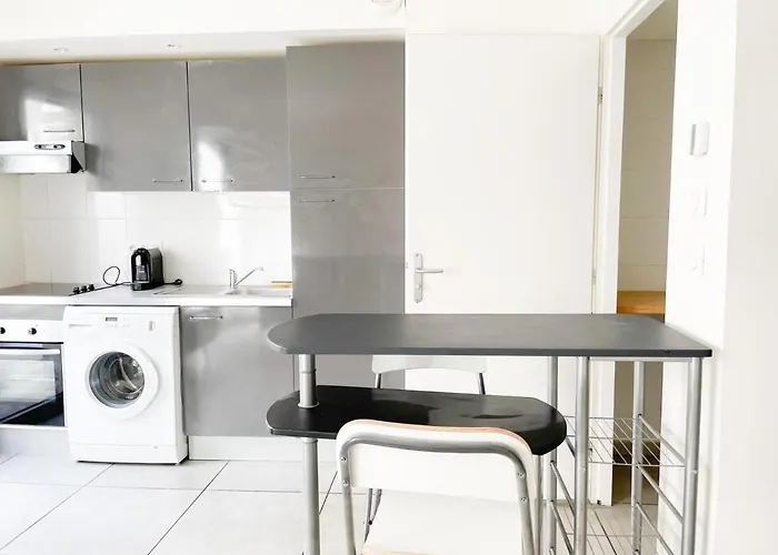 003 - Moderne Et Terrasse - Jeanne D'arc, Lägenhet *