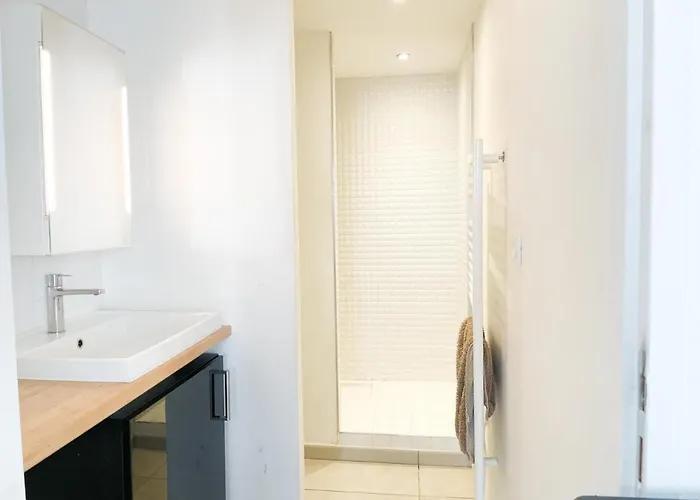 003 - Moderne Et Terrasse - Jeanne D'arc, Lägenhet *